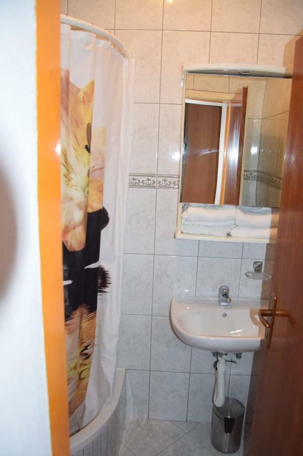 Apartman Linda Baška Voda Εξωτερικό φωτογραφία